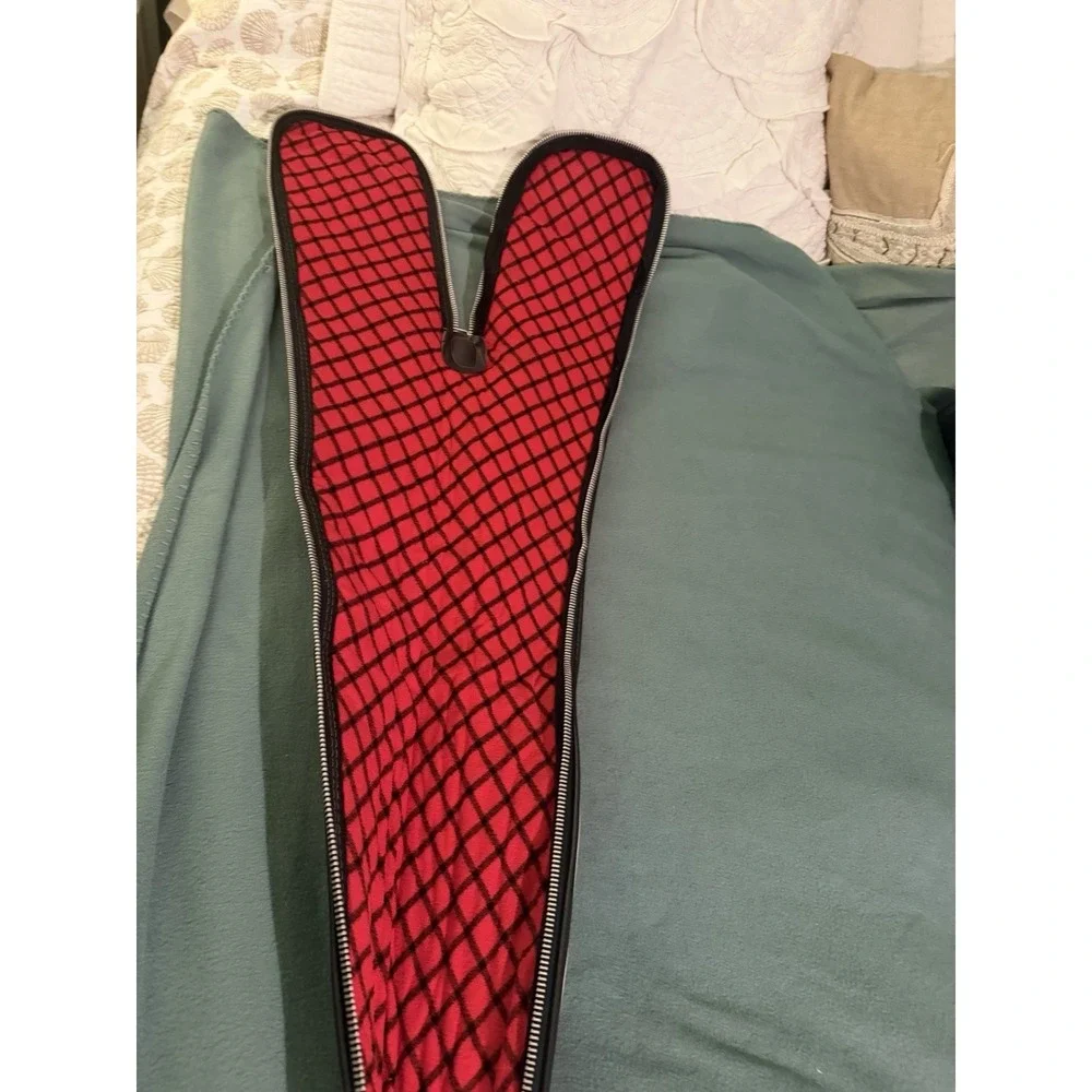 Vintage Apache Or Red Head Black w/White Piping Soft Rifle Case Red Interior